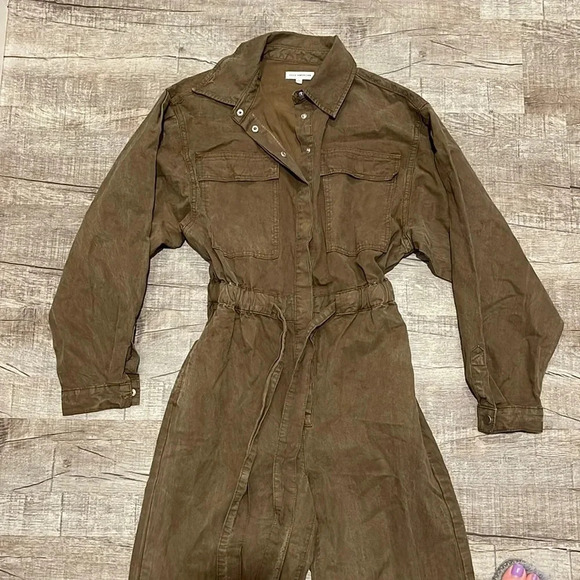 NWOT!! Good American - Good Cinched Elasticized Long-Sleeve Jumpsuit - Size 0 - Picture 8 of 13